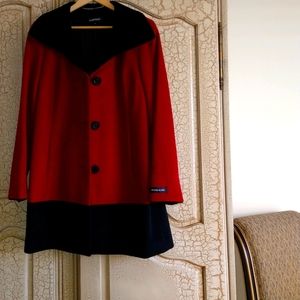 ELLEN TRACY Ladies Size M ANGORA BLEND WINTER CAR COAT Red Black Color Block